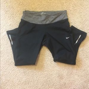 Nike Dri Fit Workout Capri Leggings