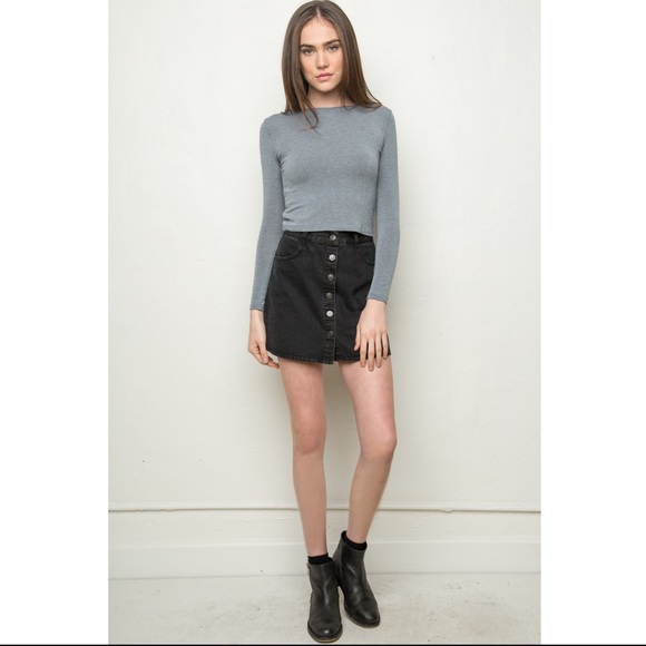 Brandy Melville Dresses & Skirts - ⬇️Brandy Melville Nana Denim Skirt in Black