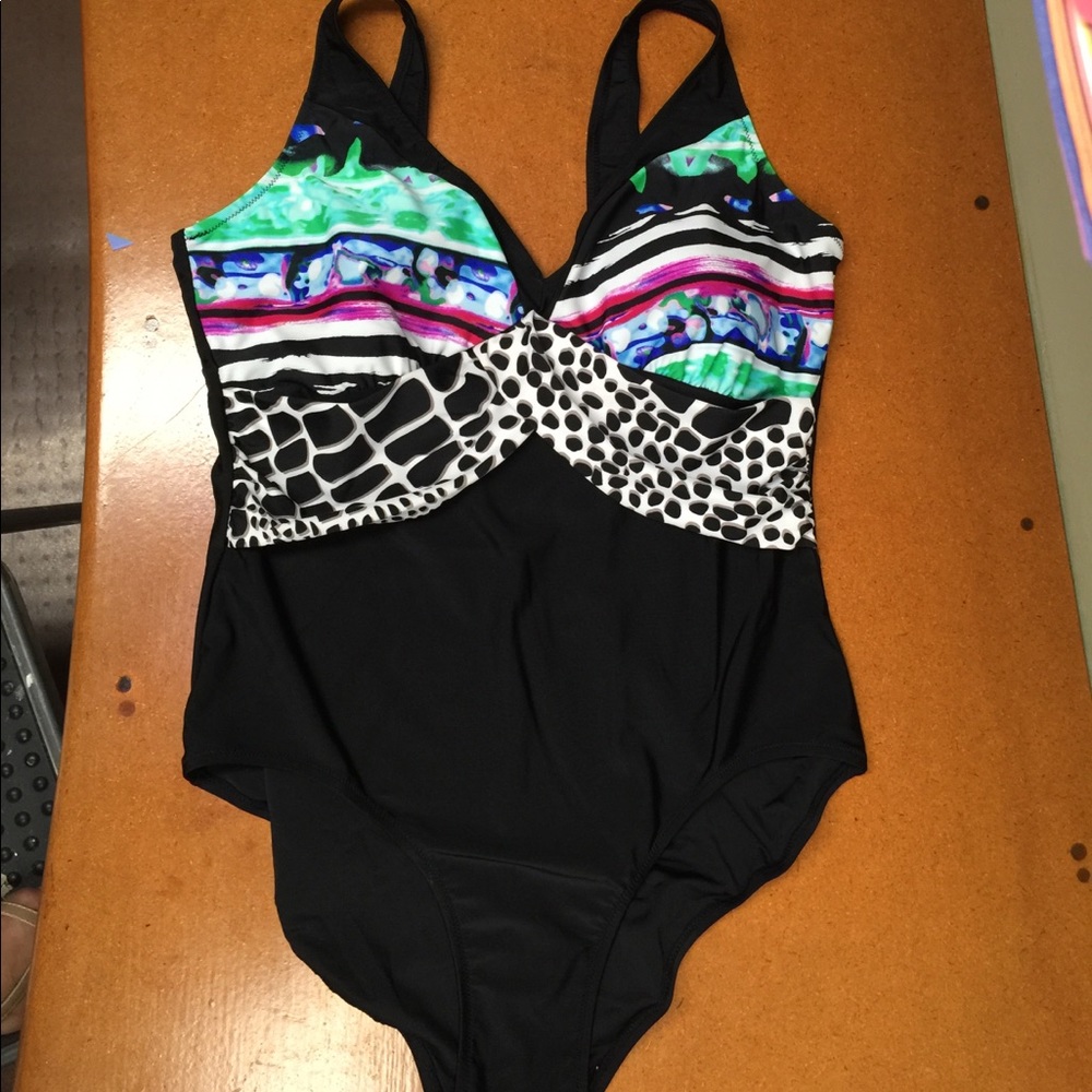 One Piece Swimsuit, size XL (48D EUR )