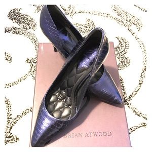 Brian Atwood dark blue leather pumps. Size 37