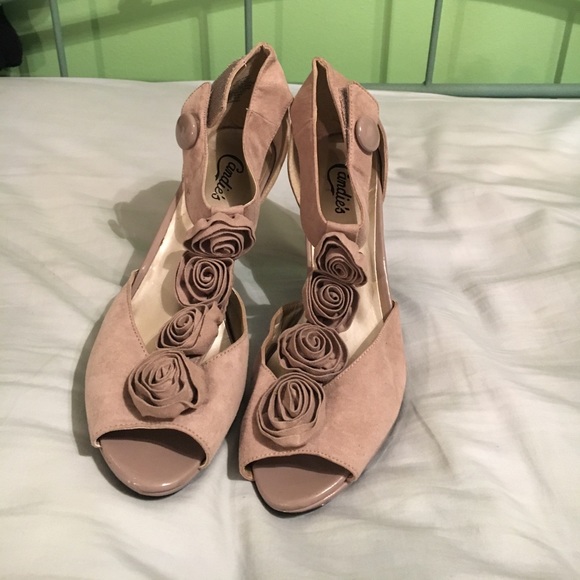 Candie's Shoes - Candies heels, size 10 Candie's Shoes - Candies heels, size 10