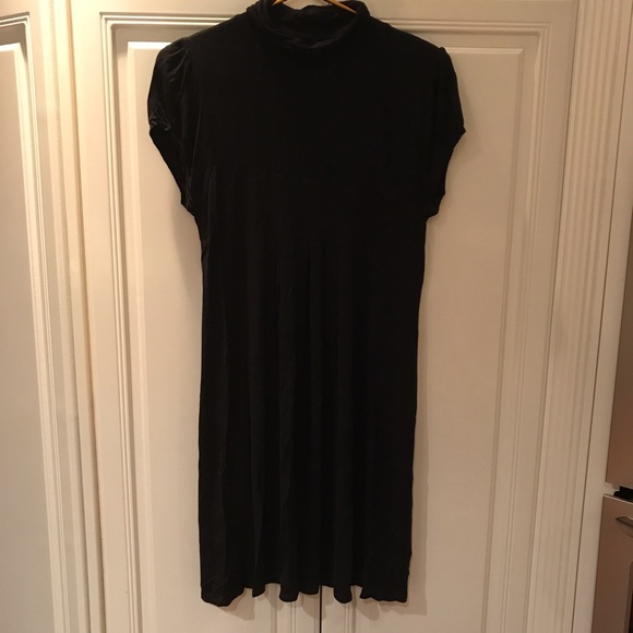 Black pleated turtleneck dress - Picture 1 of 5