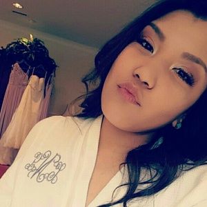 Meet your Posher, Celeste