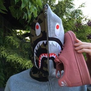 Meet your Posher, Christian