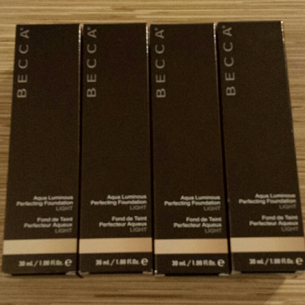 Becca Aqua Luminous Perfecting Foundations