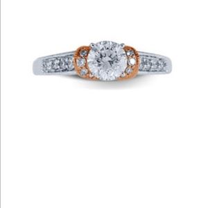 14k two toned engagement ring size 7