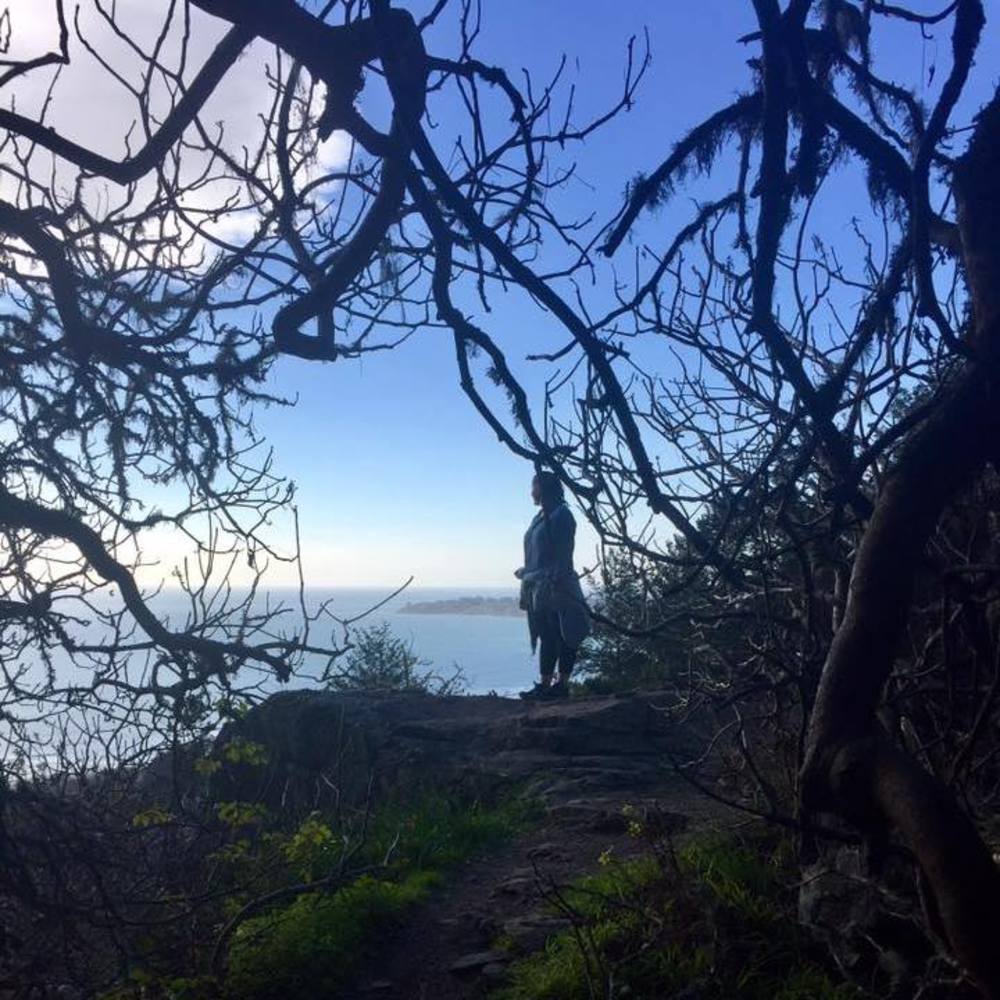 Meet your Posher, Hilary