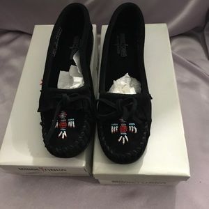 Minnetonka Moccasins Shoes  Suede