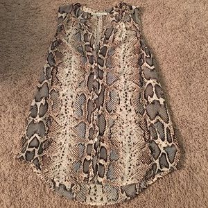 Danielrainn Snake skin button up top!