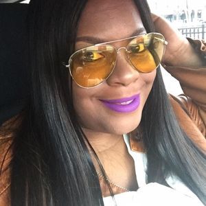 Meet your Posher, Lynna