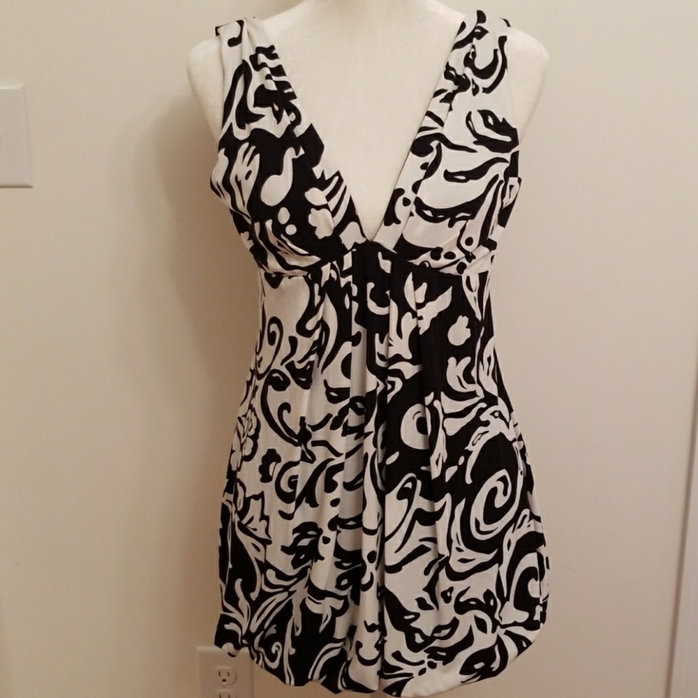 ELEGANT AGB Black & White Tulip Dress Size 6