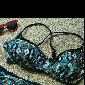 Athleta Swimsuit top