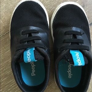 People Toddler Shoes, Size 7