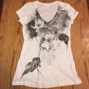 Charlotte Russe White Crystal V-Neck T-Shirt Top