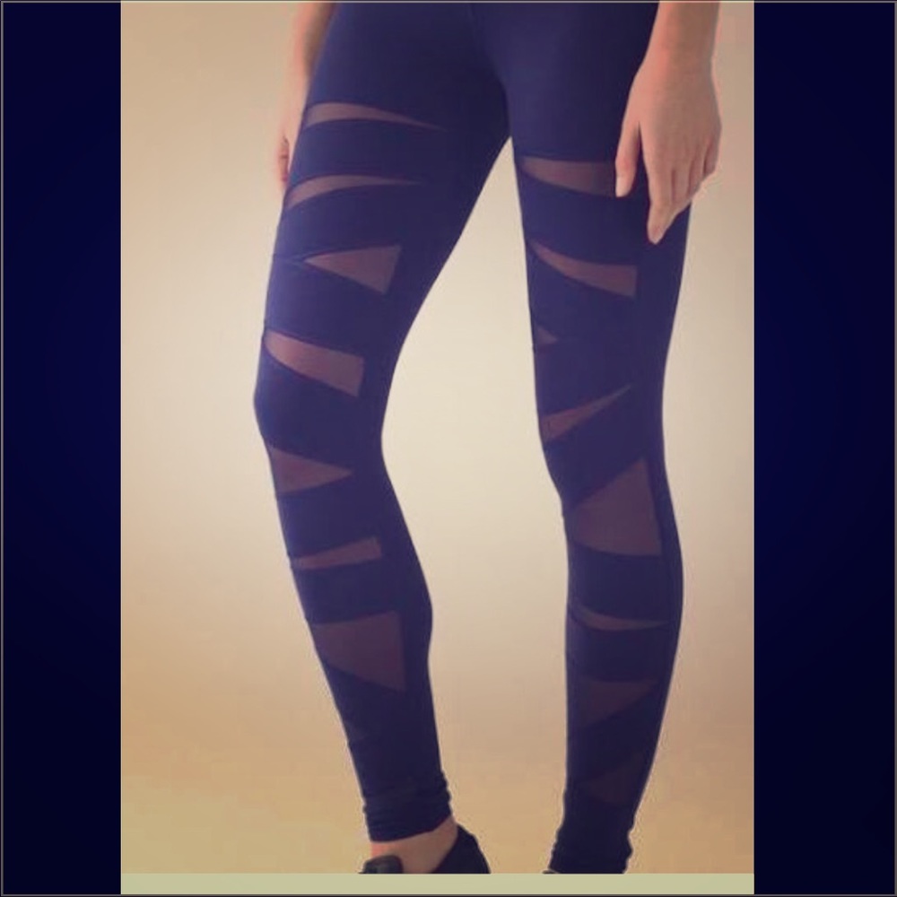 Lululemon  Mesh Wunder Under Pant