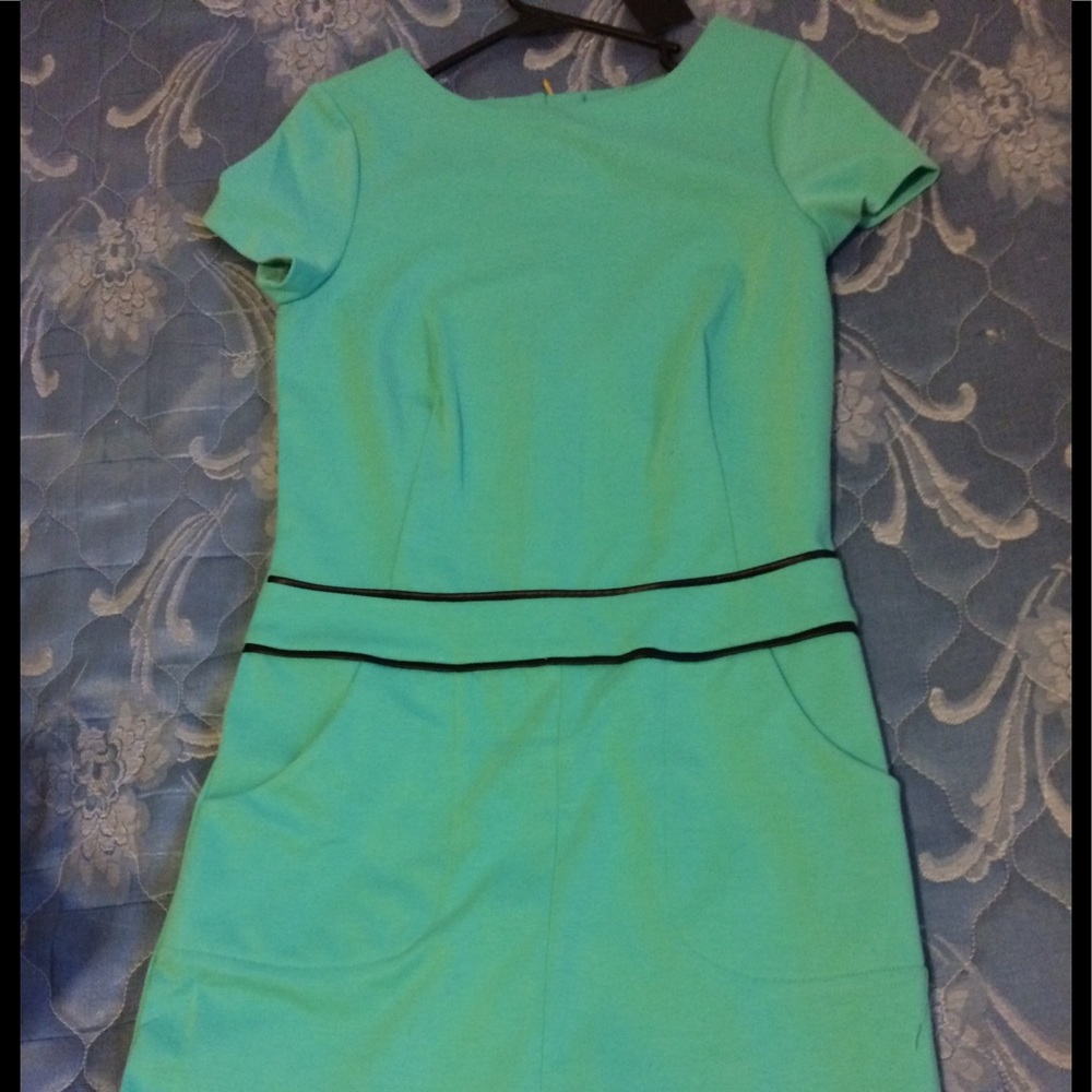 BCBGMaxaria XS Turquoise dress