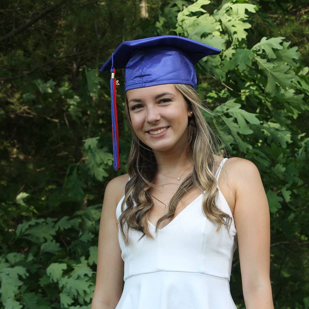 Meet your Posher, Maddi