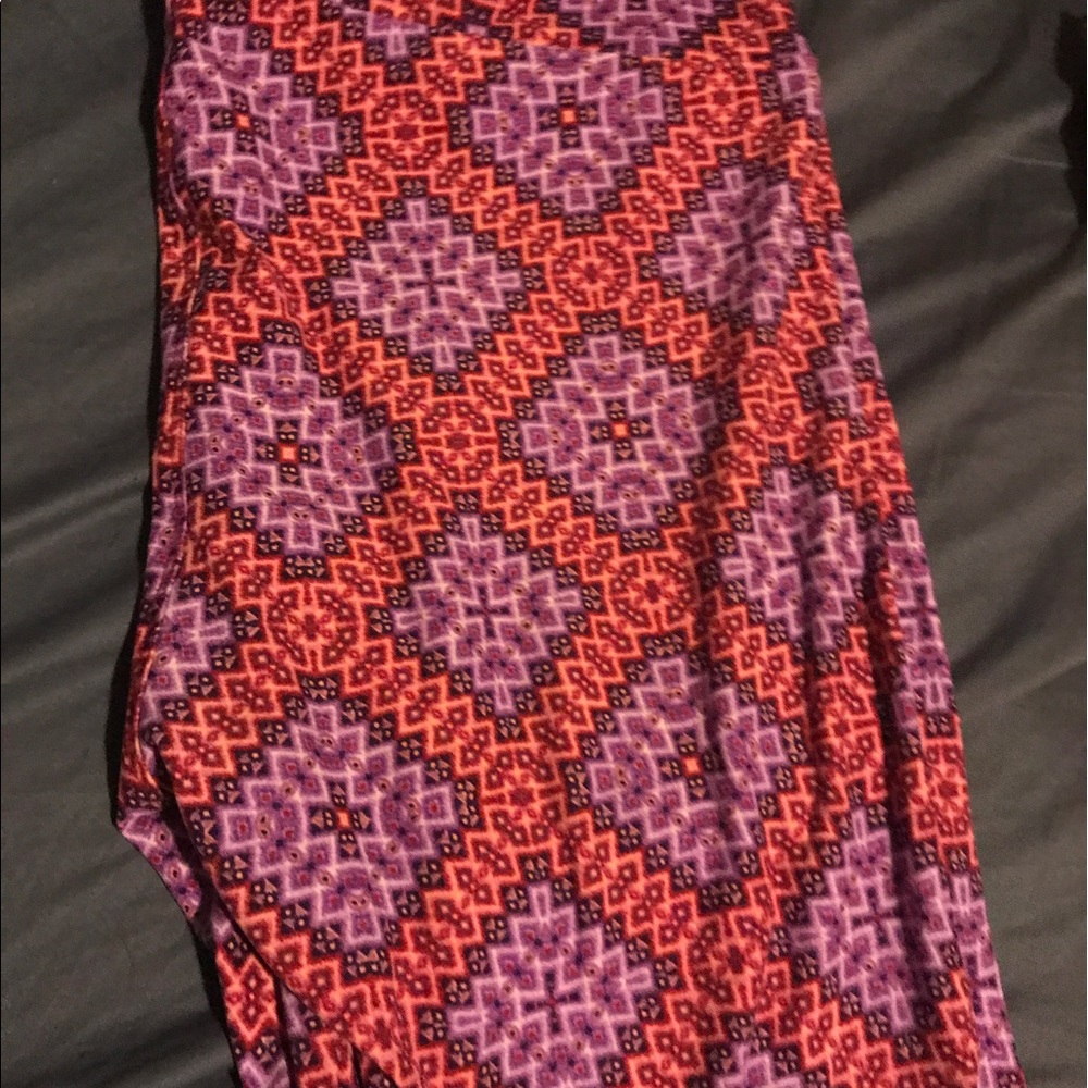 NWOT Lularoe Leggings