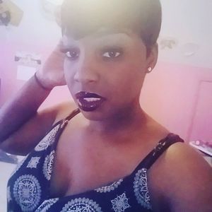 Meet your Posher, Dianne