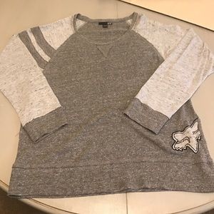 Fox baseball tee