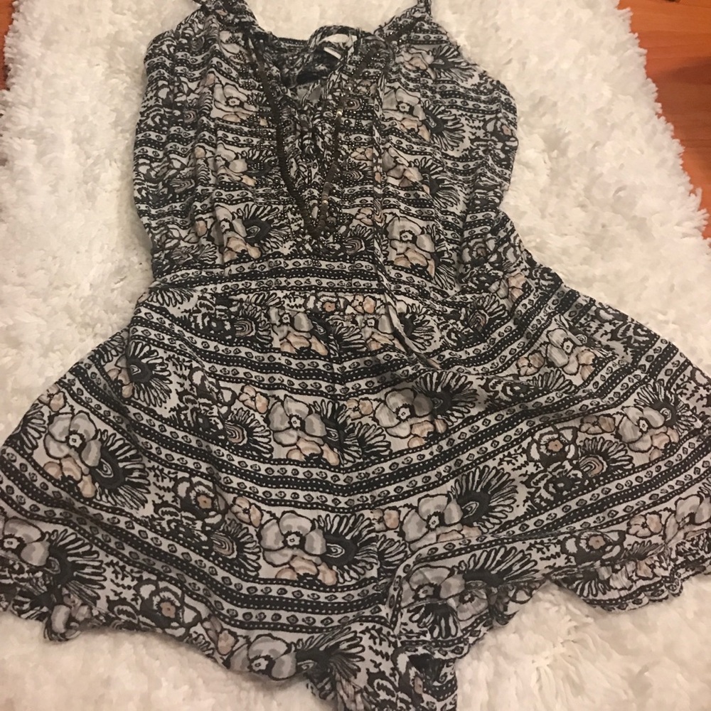 American Eagle Romper