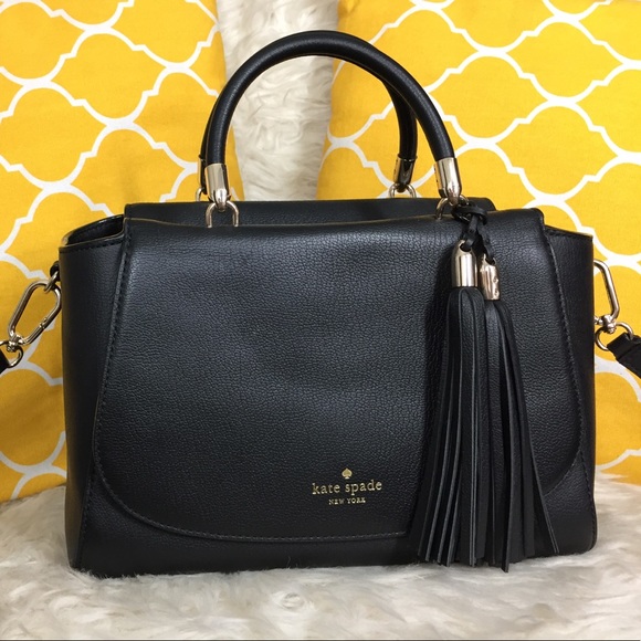 kate spade Handbags - 🌸OFFERS?🌸Kate Spade All Leather Satchel w/Tassel