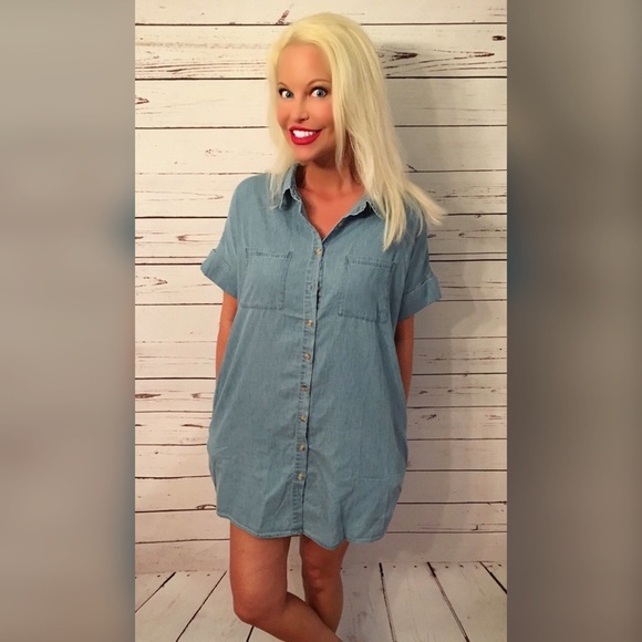 LAST 1! Light Blue Denim Shirt Dress w/pockets - Picture 2 of 3