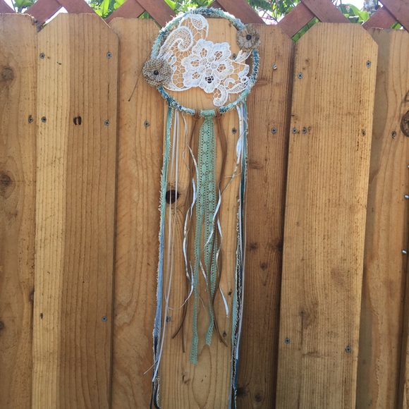 Handmade dream catcher - Picture 2 of 3