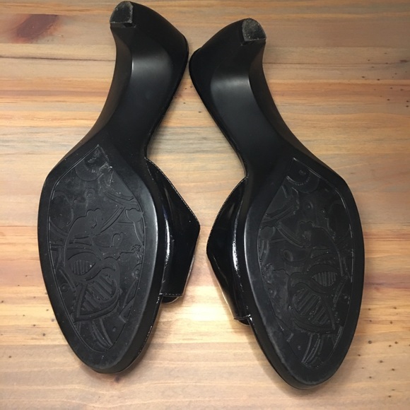 Black Bandolino buckled chunky heel - Picture 3 of 8