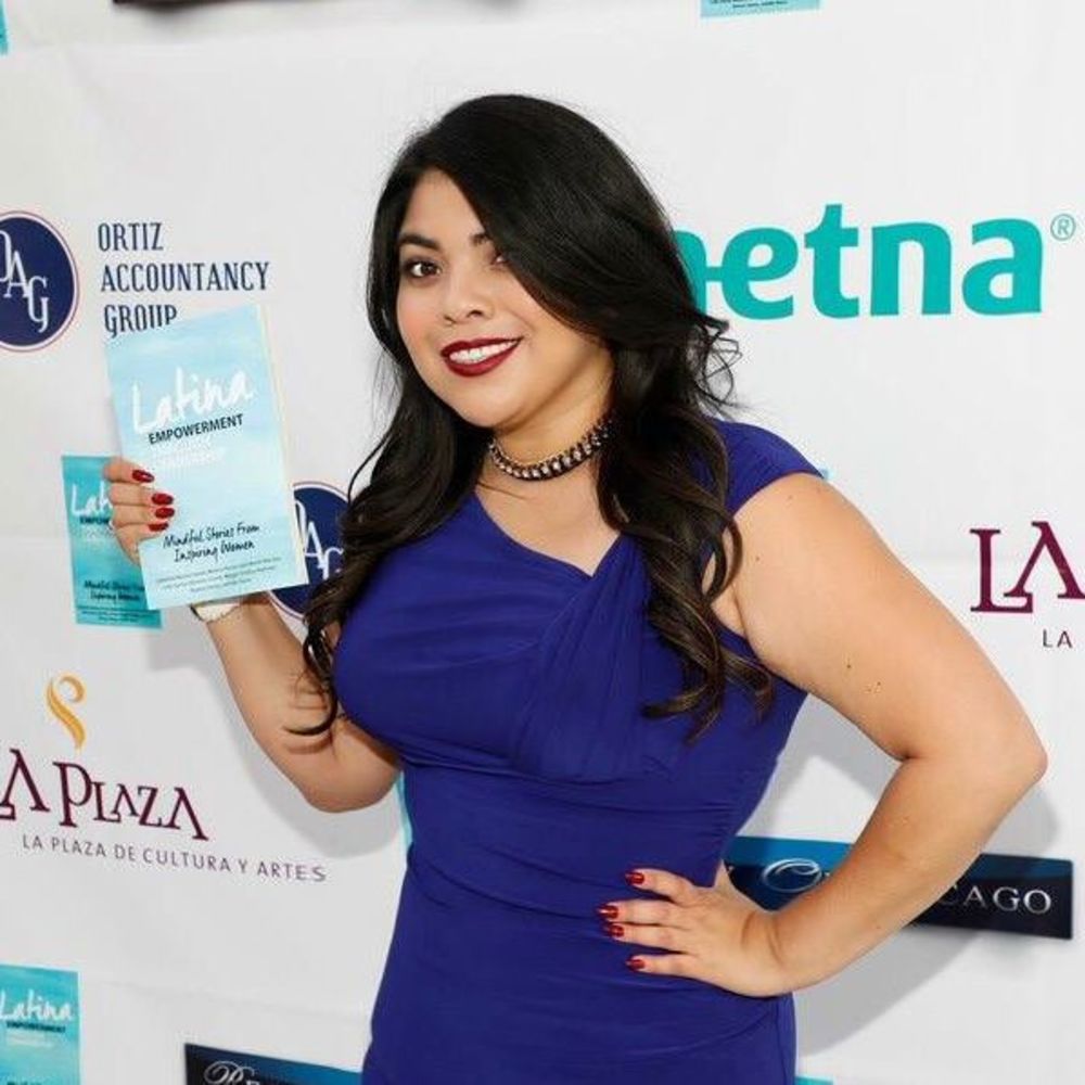 Meet your Posher, Monica