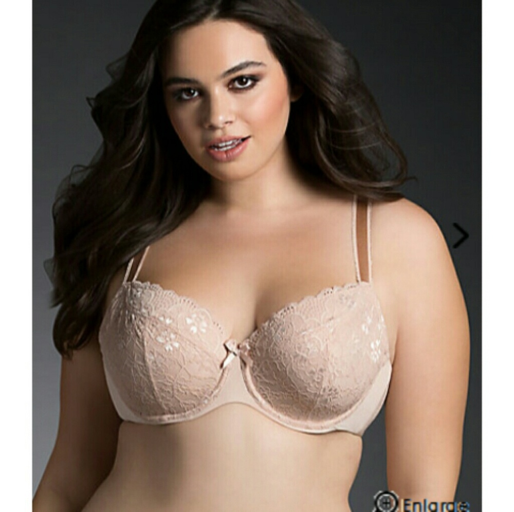 Unlined lace demi bra 40d from Torrid