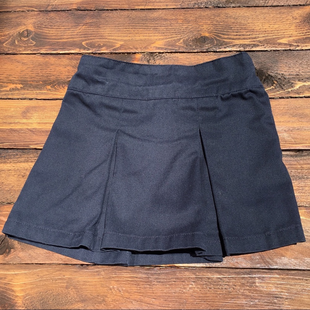 Dickies Girls' Pleated Skort , Navy School Uniform