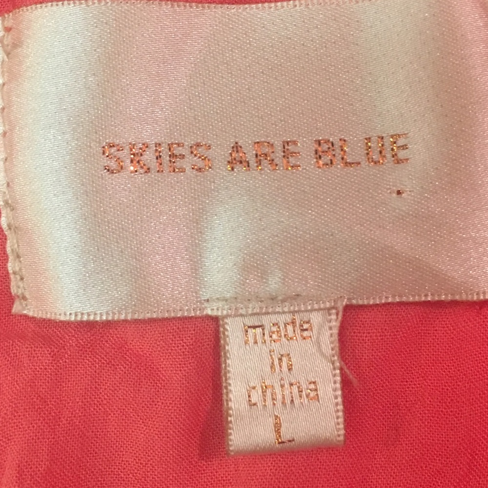 SOLD  -Skies are blue  lined coral romper - Picture 4 of 5