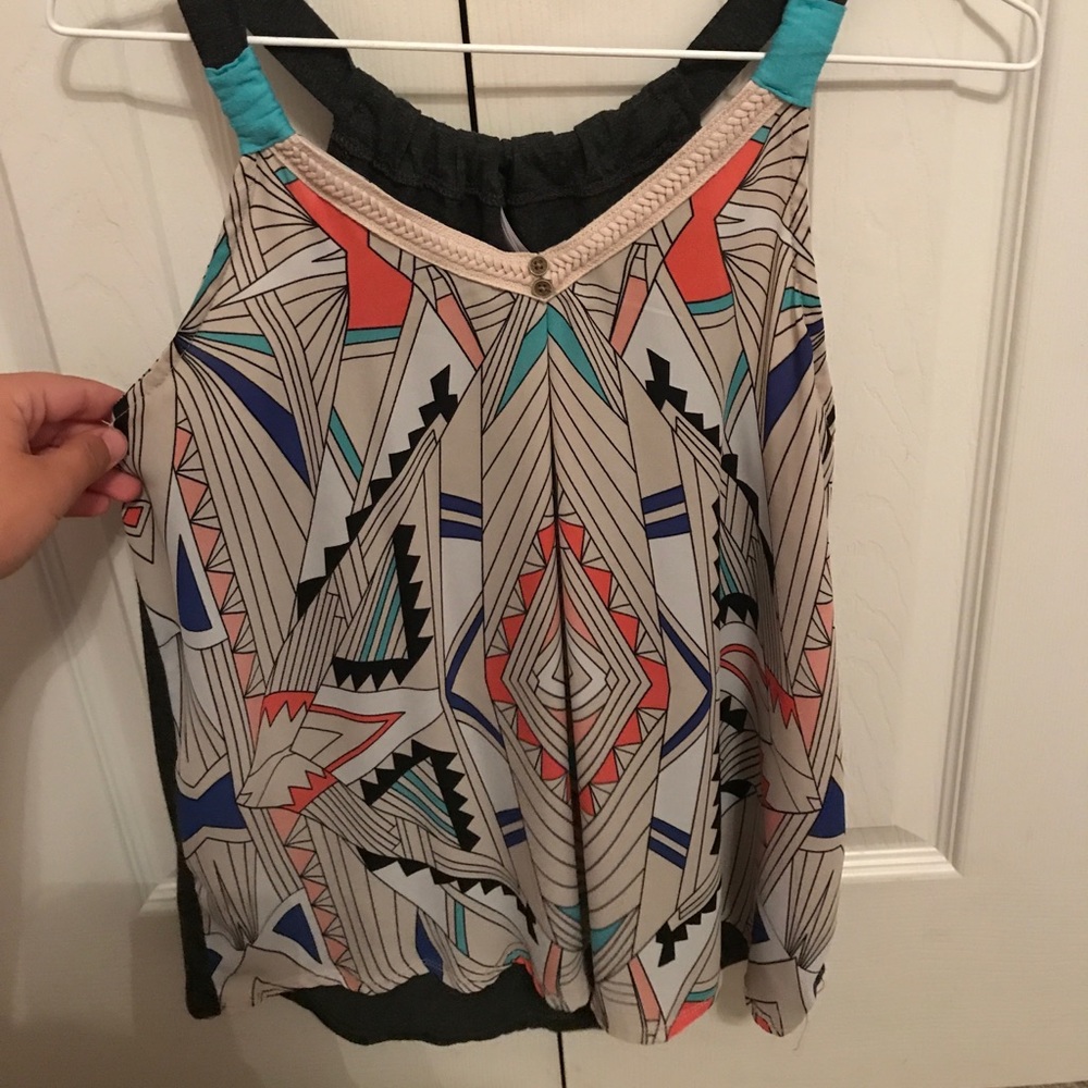 Xhilaration mosaic top