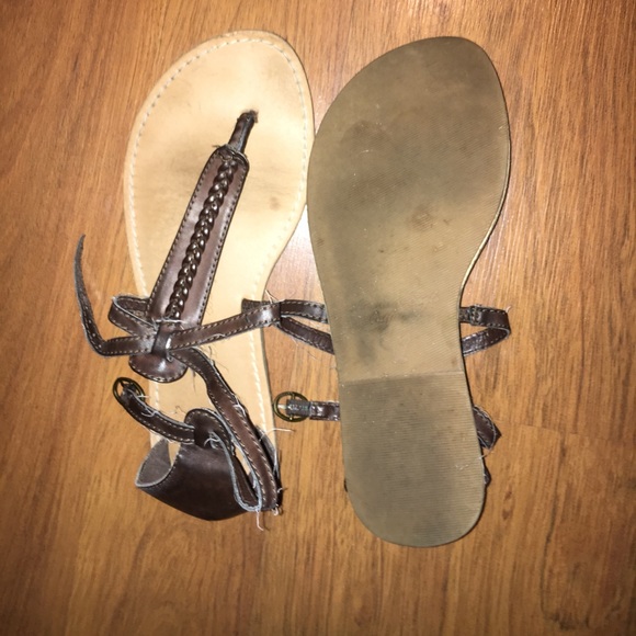 Womens sandals - Picture 2 of 3