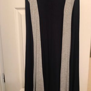 Monteau Maxi Skirt. Size M
