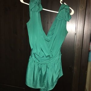 VENUS BEAUTIFUL KELLY GREEN BLOUSE