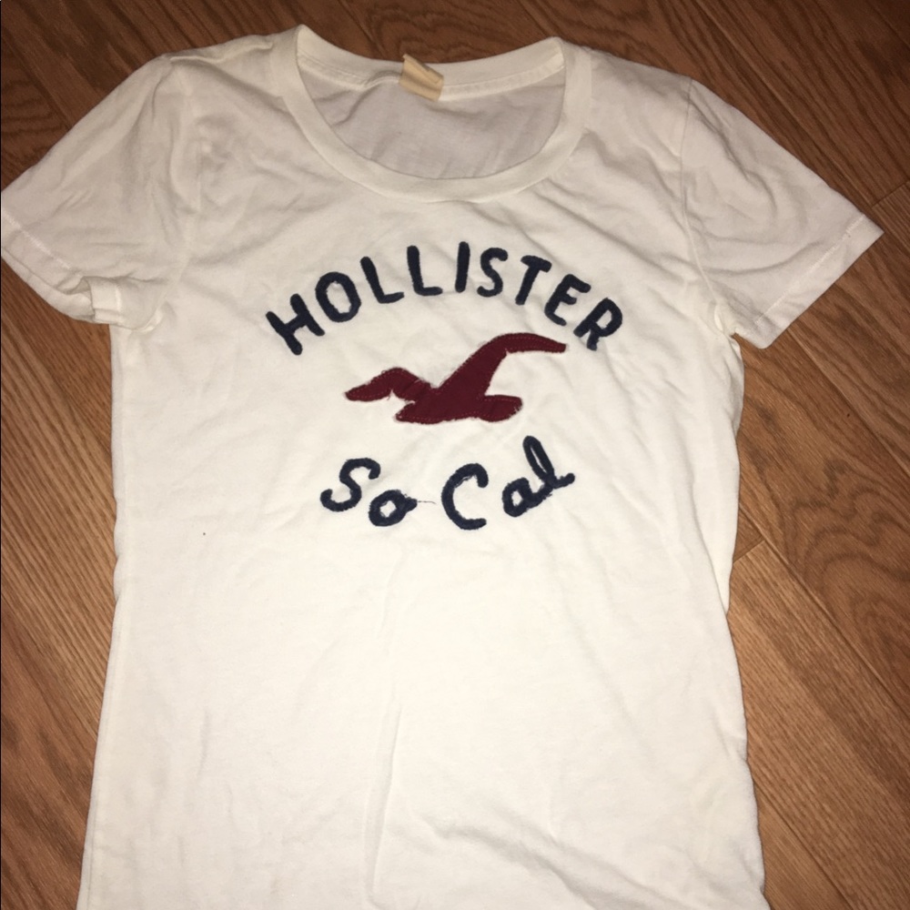 🐣HOLLISTER TEE🐣
