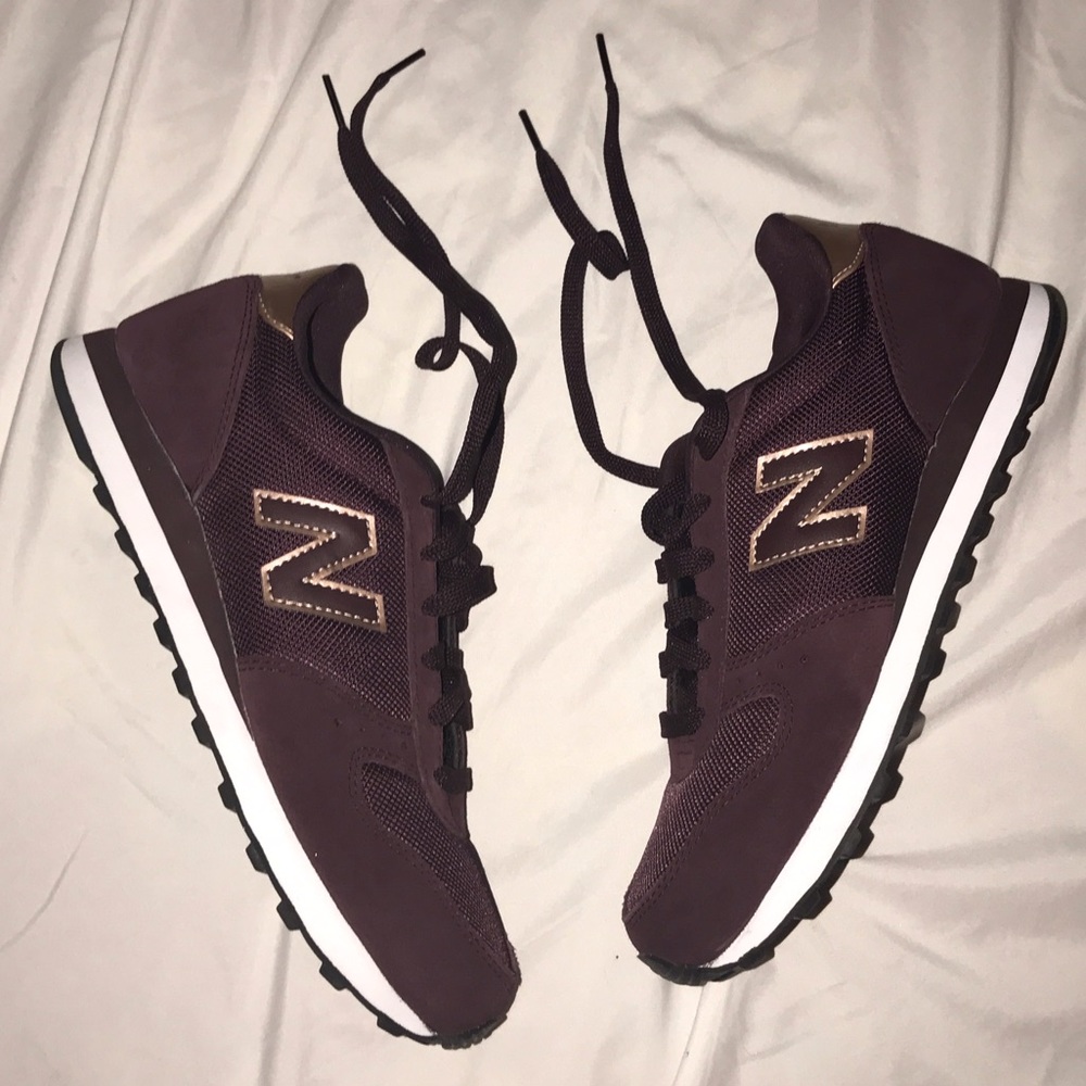 maroon and rose gold 311 New Balance