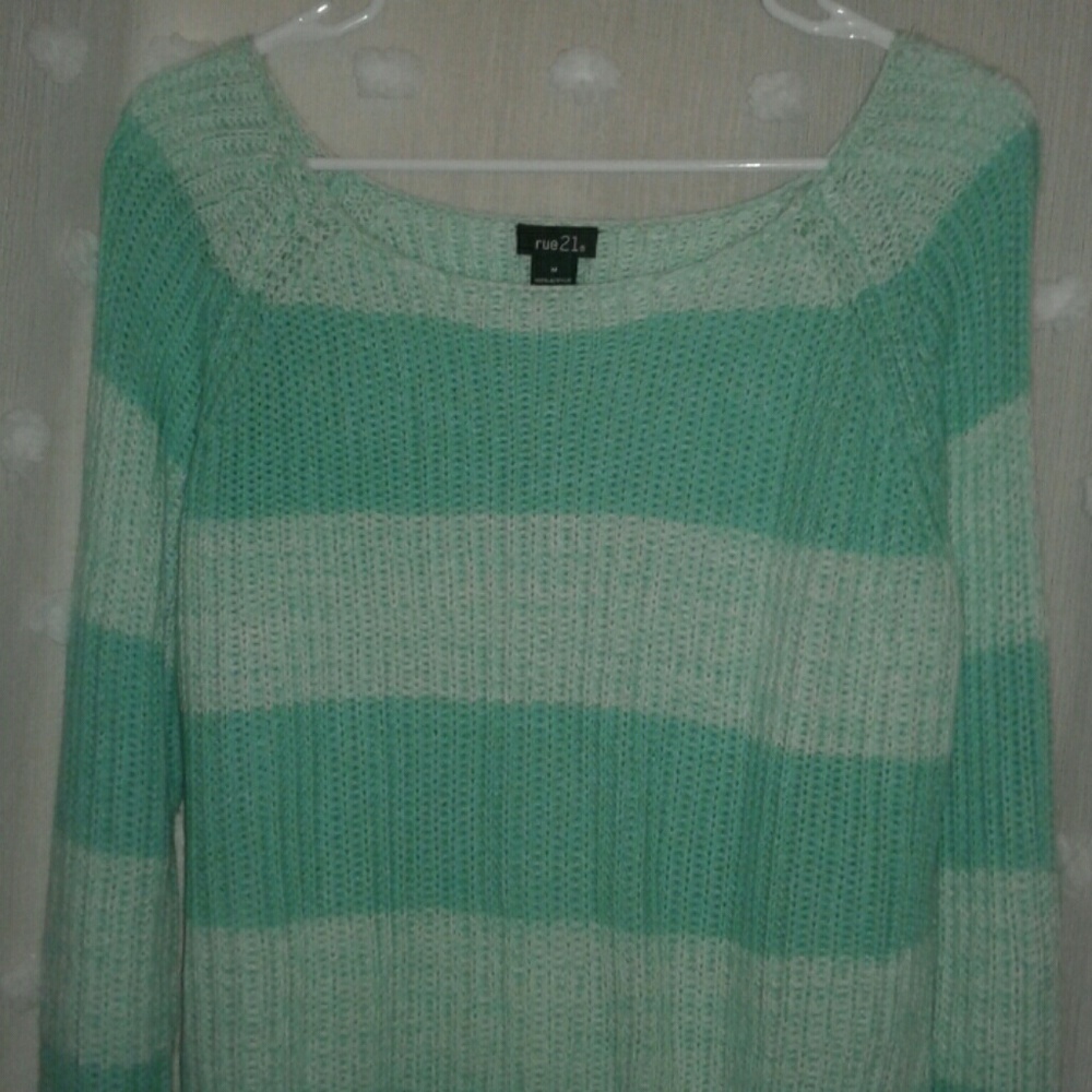 rue21 Casual-Comfy Sweater