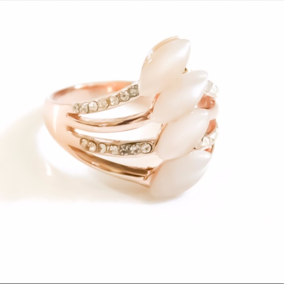 🖤firm🖤 Rose gold pink Opal ring - Picture 4 of 4