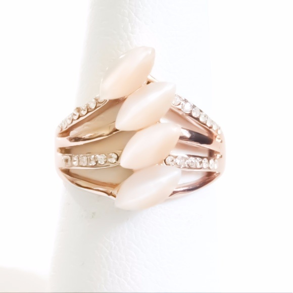 🖤firm🖤 Rose gold pink Opal ring - Picture 2 of 4
