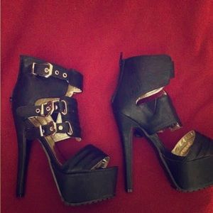 Sexy buckle heels