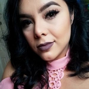 Meet your Posher, Izamary