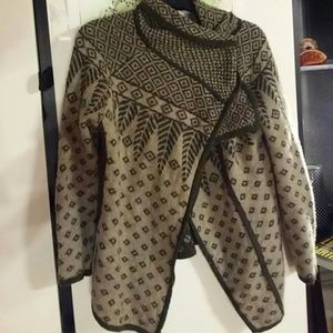 Women's soft wool wrap shoulder jacket