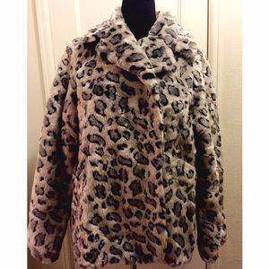 Snow Leopard Faux Fur 🇬🇧 Style Faux Fur Coat