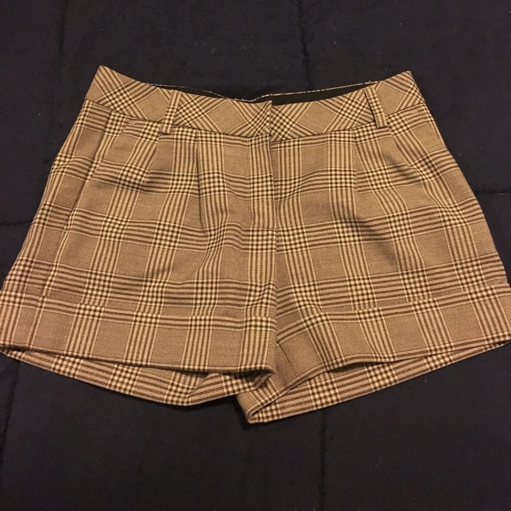 Express Shorts