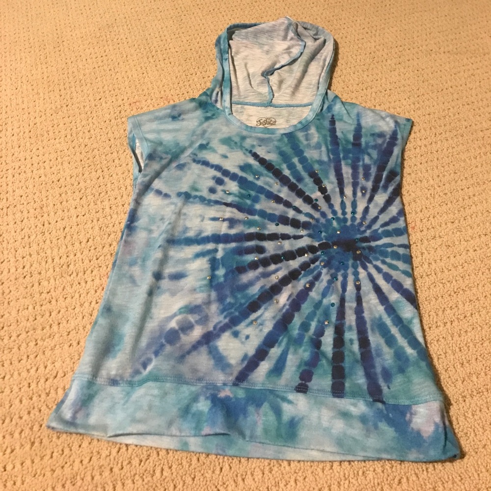 Thin tue dye blue Justice hoodie with sparkles✨💙