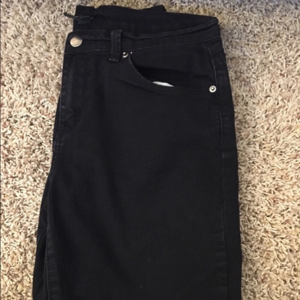 Black forever21 skinny jeans