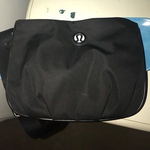 Lulu lemon crossbody purse